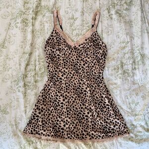 Y2K Pink and Black Leopard Print Slip Dress with Lace Trim & Adjustable Straps